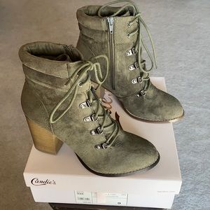 Candie’s, Size 9, Olive, Boots